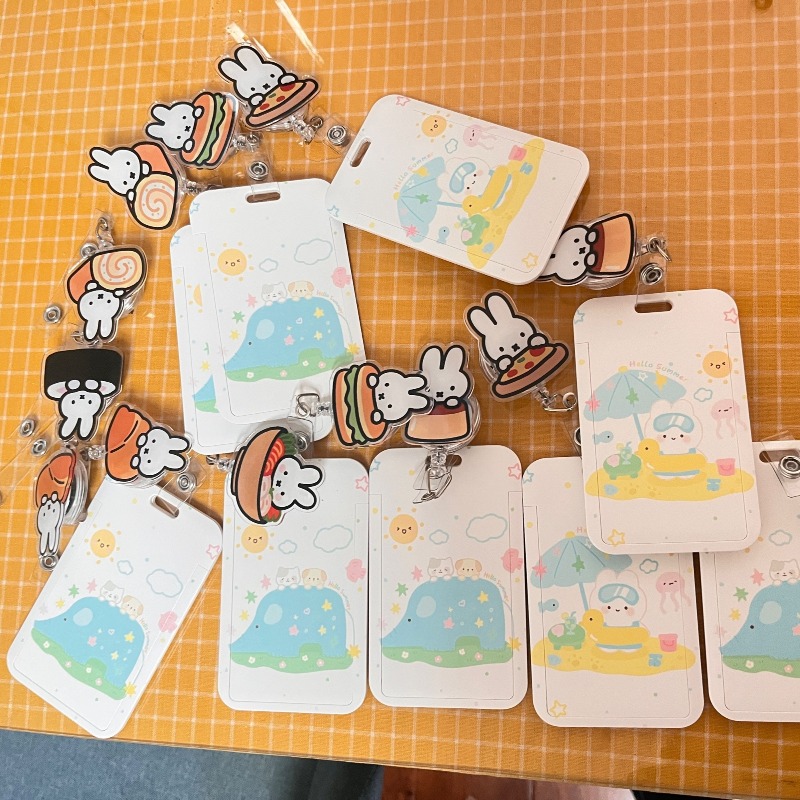 Kawaii Miffy Retractable ID Ba - Kawaii Tech Accessories 评论和价格